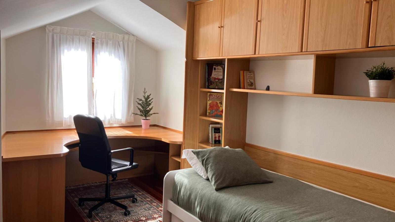 Duplex 122M2, 4 Dormitorios, 2 Banos Completos, Wifi 1Gb 蒙达卡 外观 照片